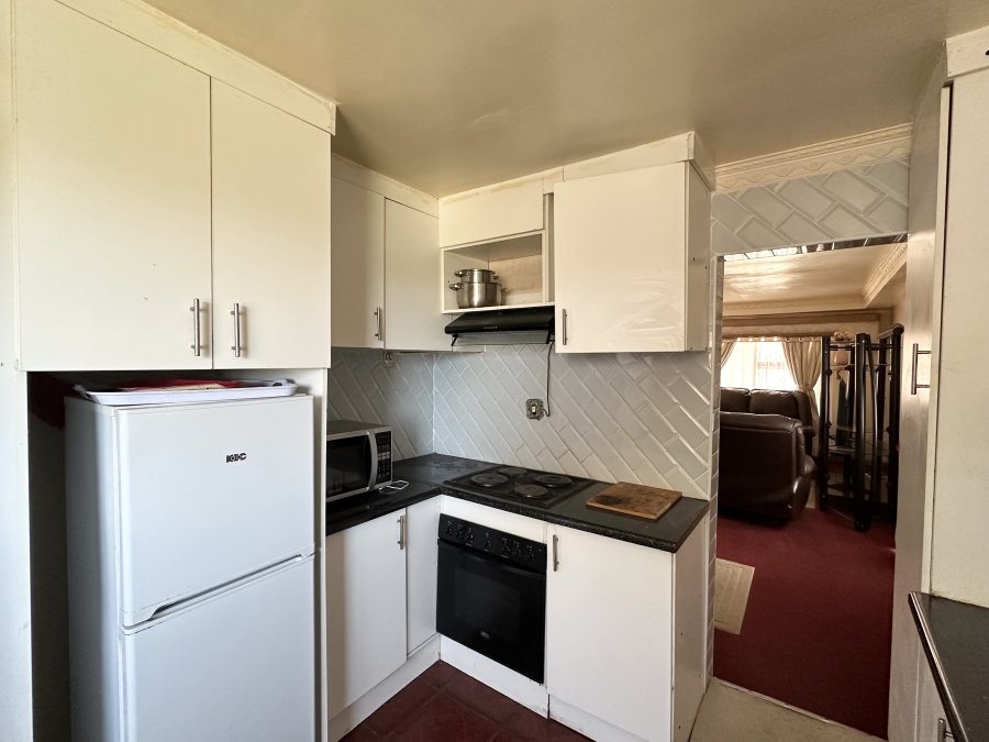 5 Bedroom Property for Sale in Mbuqu Eastern Cape